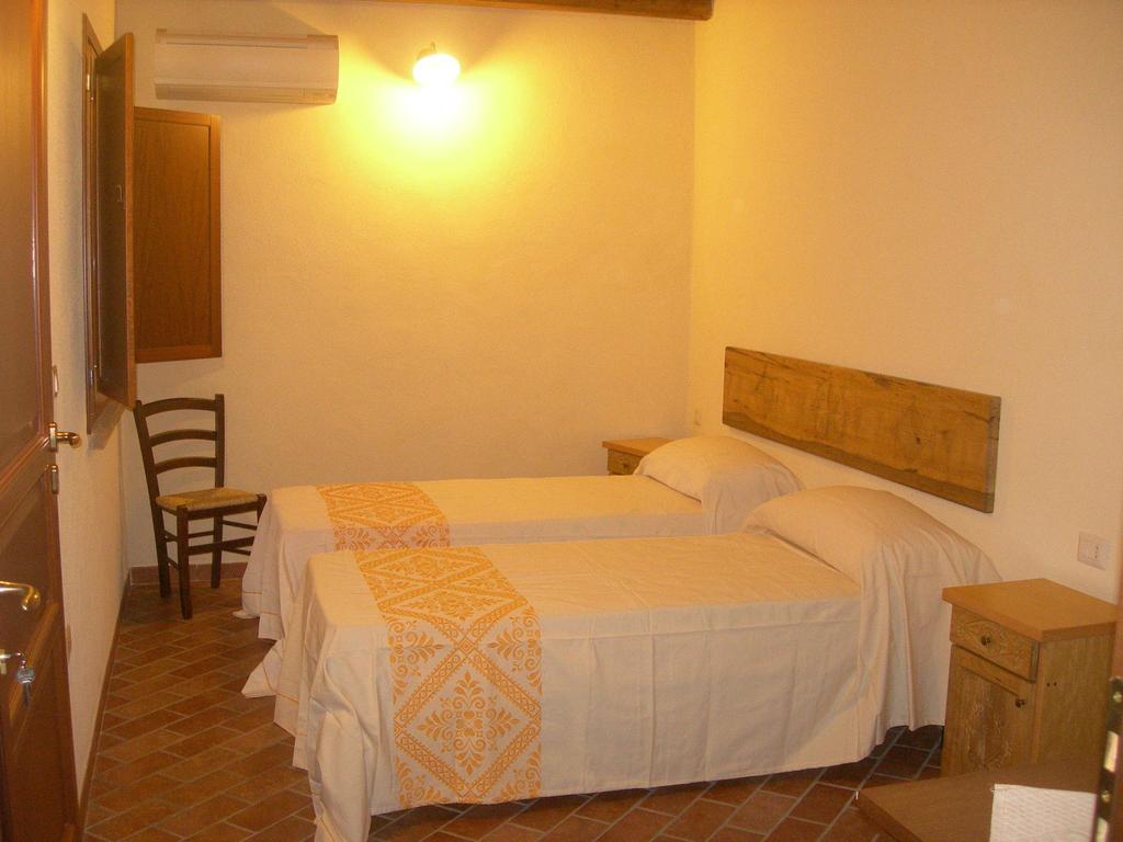 Agriturismo Battaglia Villamassargia Quarto foto